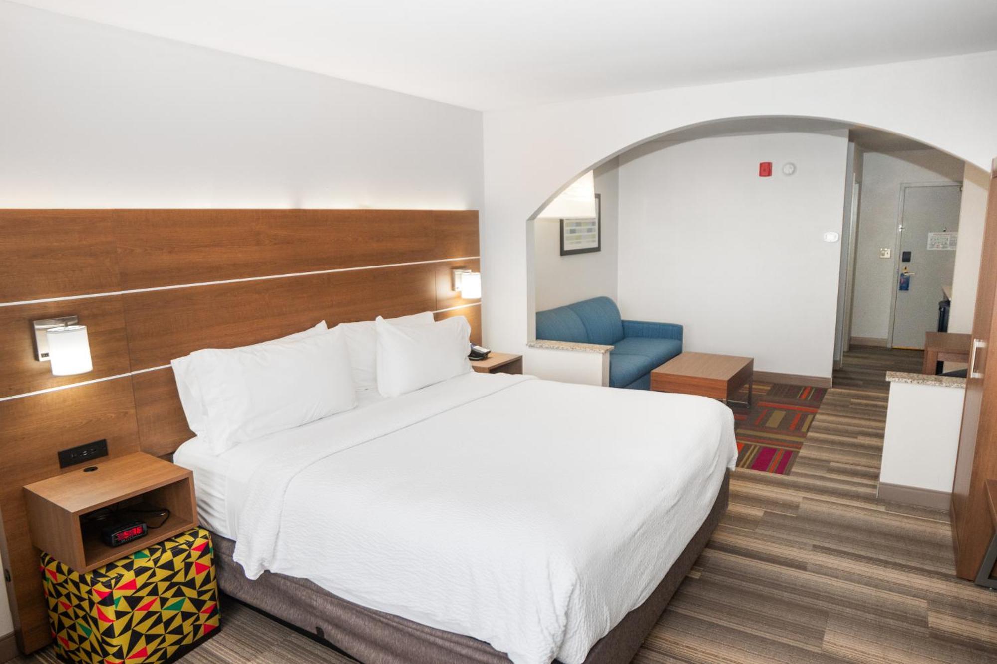 Holiday Inn Express And Suites Stroudsburg-Poconos By Ihg Экстерьер фото