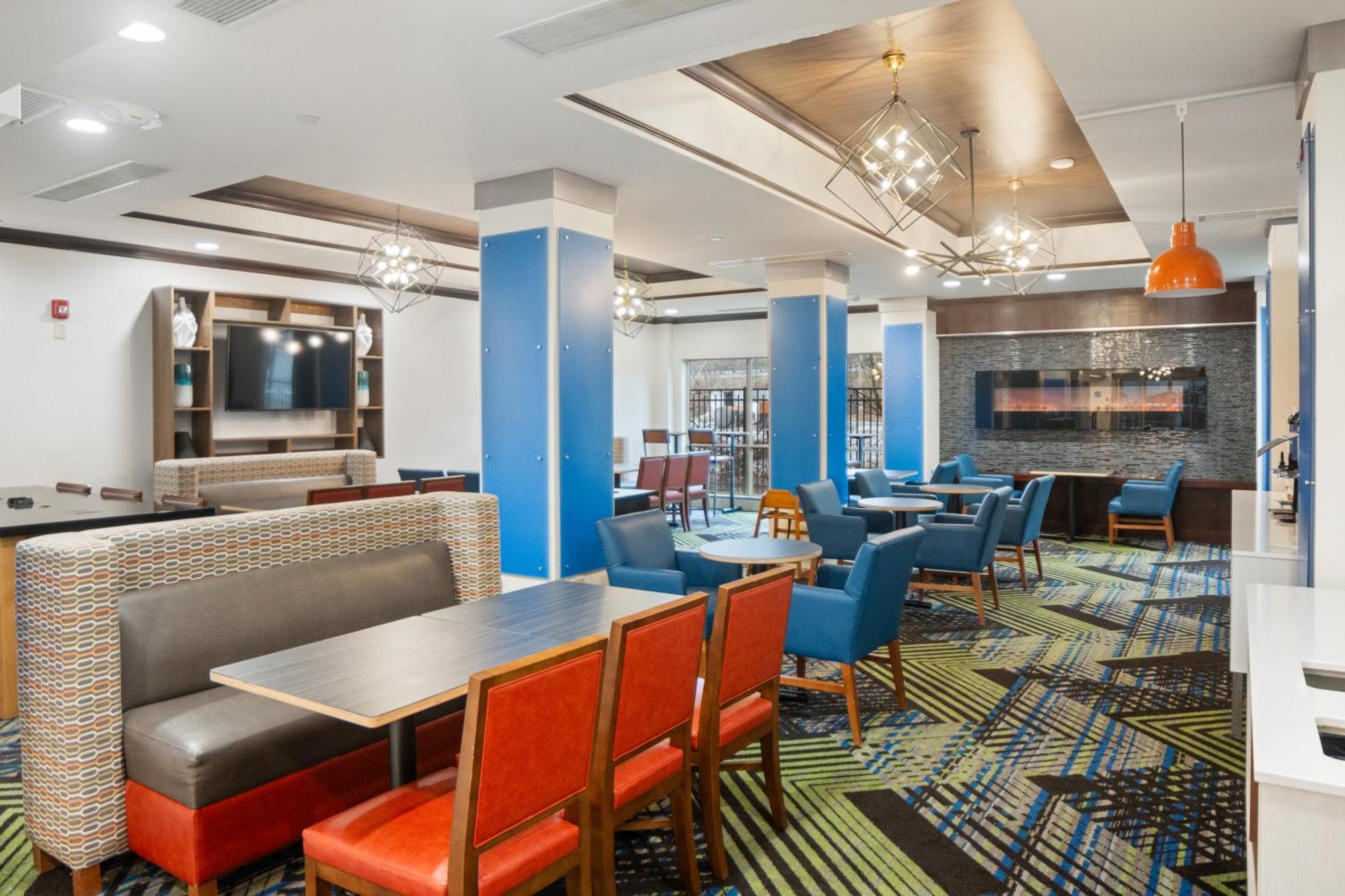 Holiday Inn Express And Suites Stroudsburg-Poconos By Ihg Экстерьер фото