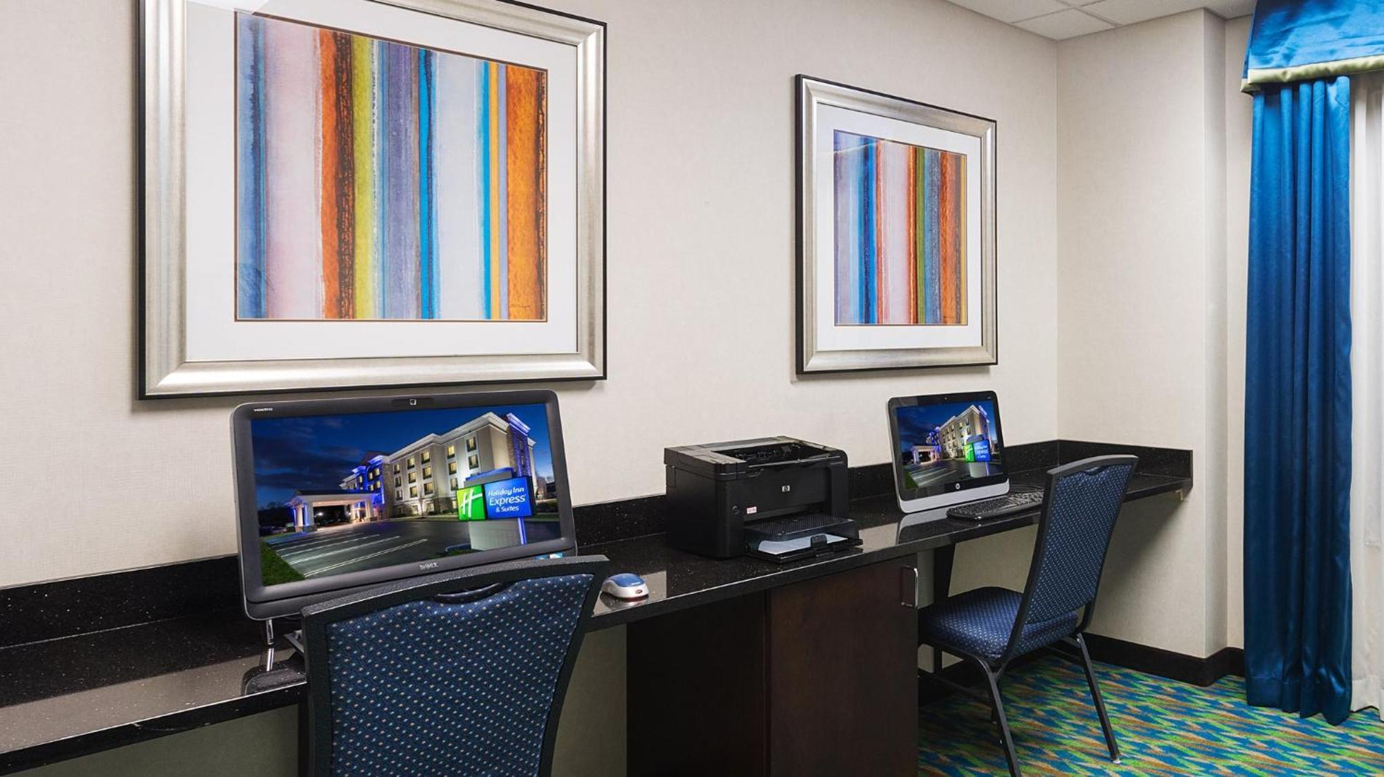 Holiday Inn Express And Suites Stroudsburg-Poconos By Ihg Экстерьер фото