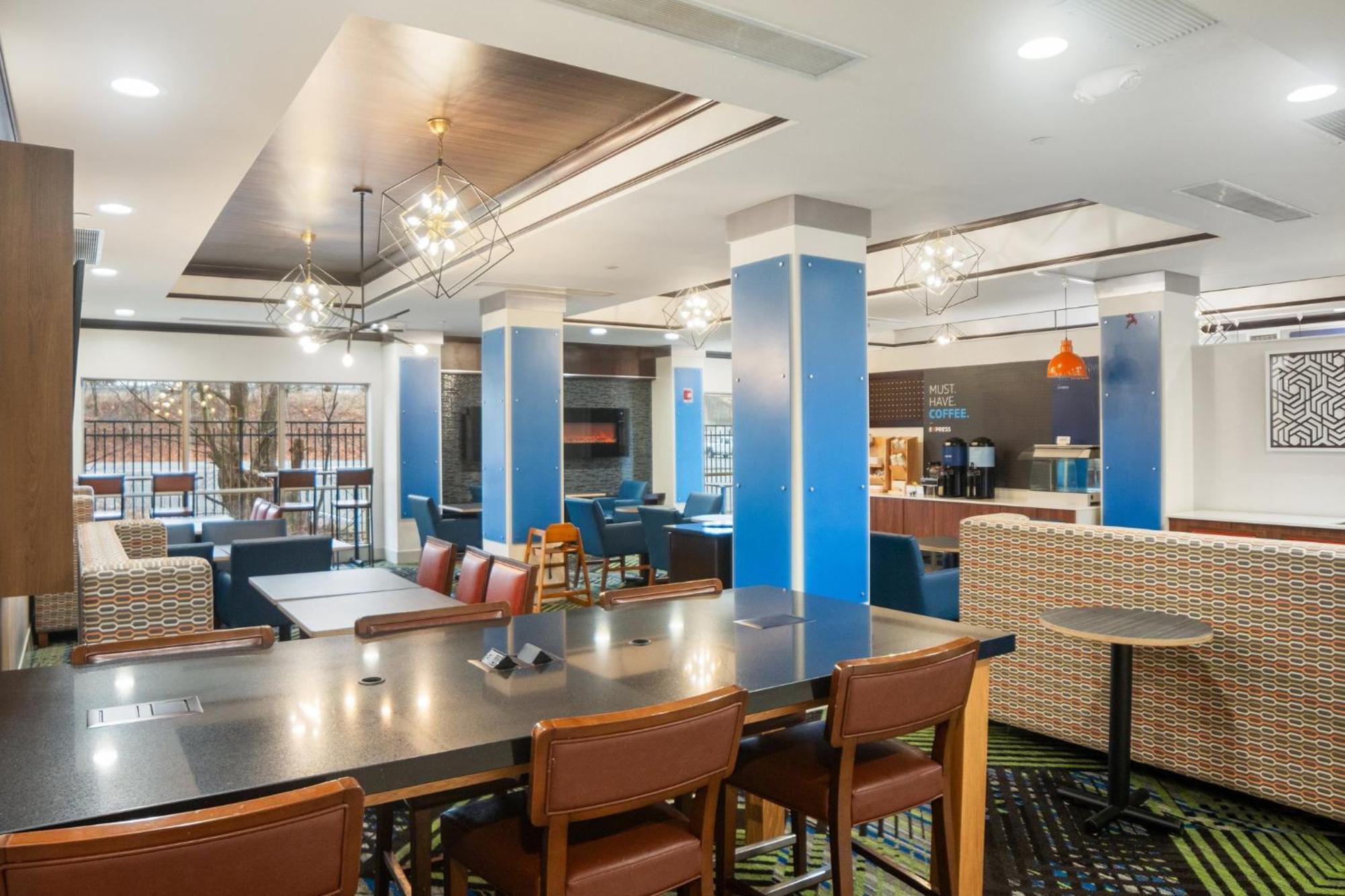 Holiday Inn Express And Suites Stroudsburg-Poconos By Ihg Экстерьер фото
